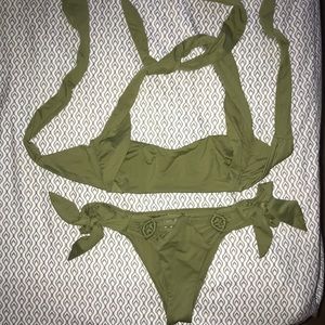 Frankie’s Bikinis St Tropez Set (both Small)